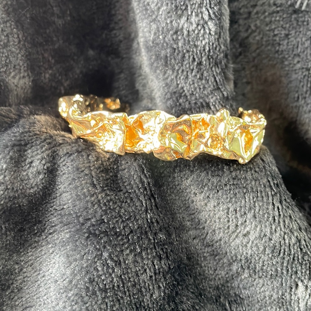 Amber Sceats- Emery Cuff
